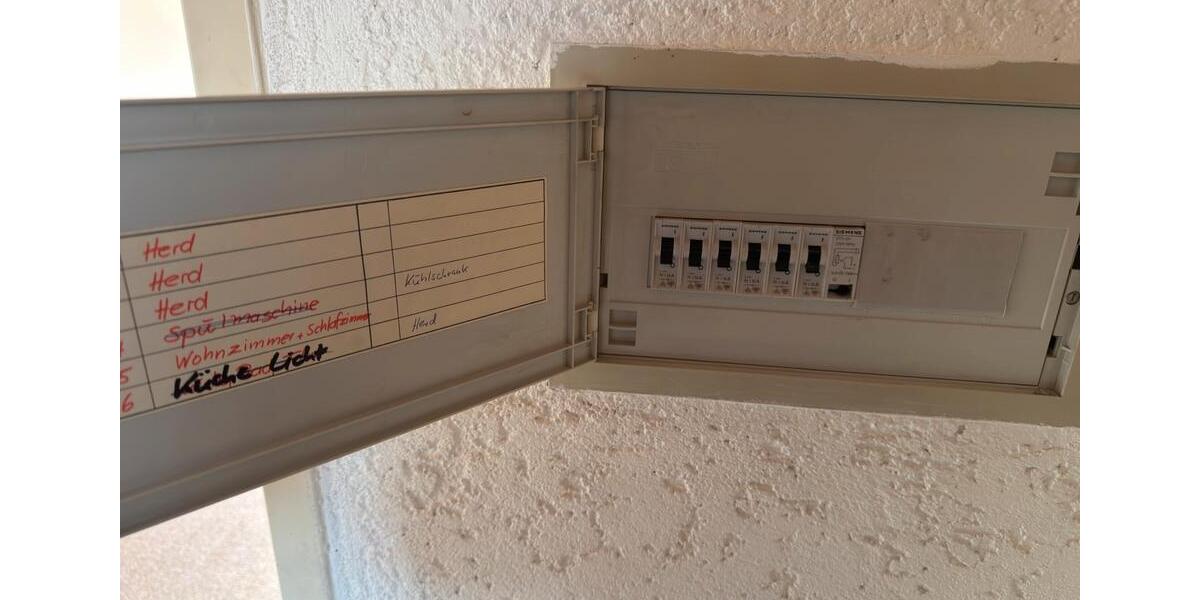 Dachgeschoßwohnung Großbettlingen - 2 Zimmer, 50 m&sup2;, 168.000&euro; | Angebot:24720566