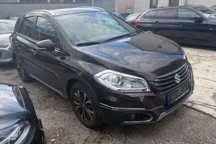 Suzuki SX4 126.000 km 8.499 &euro; Sindelfingen 71065