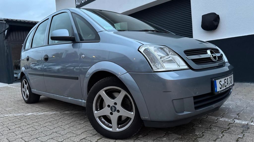 Opel Meriva 96.000 km 2.650 &euro; Stuttgart 70563