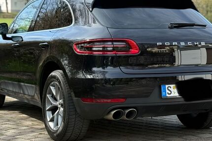 Porsche Macan 89.000 km 38.900 &euro; Stuttgart 70499