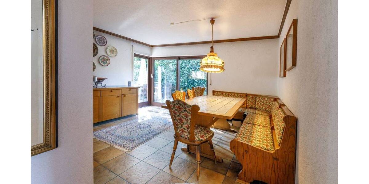 Doppelhaushälfte Stuttgart Feuerbach - 6 Zimmer, 228 m&sup2;, 1.295.000&euro; | Angebot:25749365