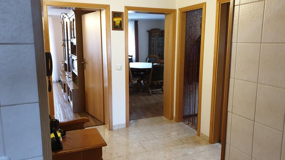 Mehrfamilienhaus, Wohnhaus Bietigheim-Bissingen Bissingen - 10 Zimmer, 210 m&sup2;, 870.000&euro; | Angebot:24154002