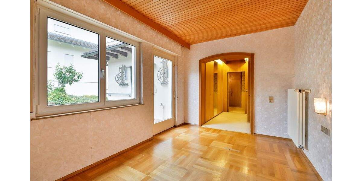 Einfamilienhaus Niefern-Öschelbronn Öschelbronn - 7 Zimmer, 155 m&sup2;, 395.000&euro; | Angebot:24860331