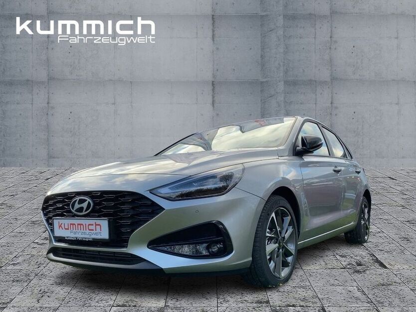 i30