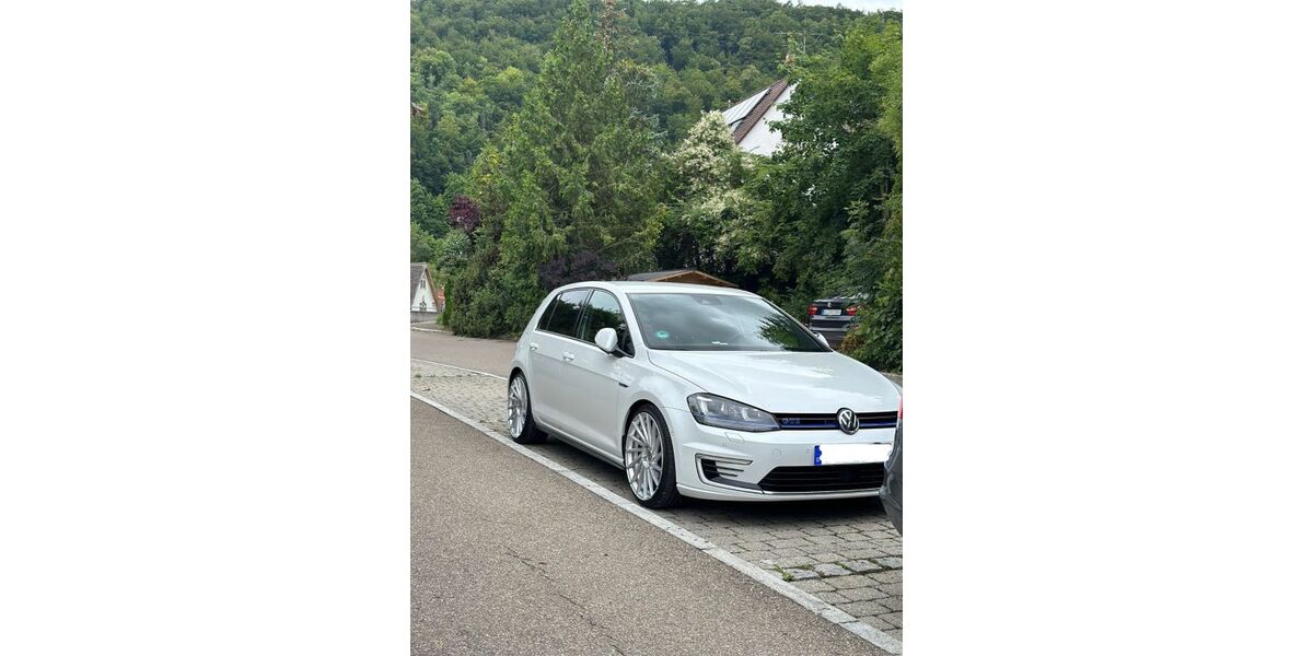 VW Golf 95.000 km 17.000 &euro; Ostfildern 73760