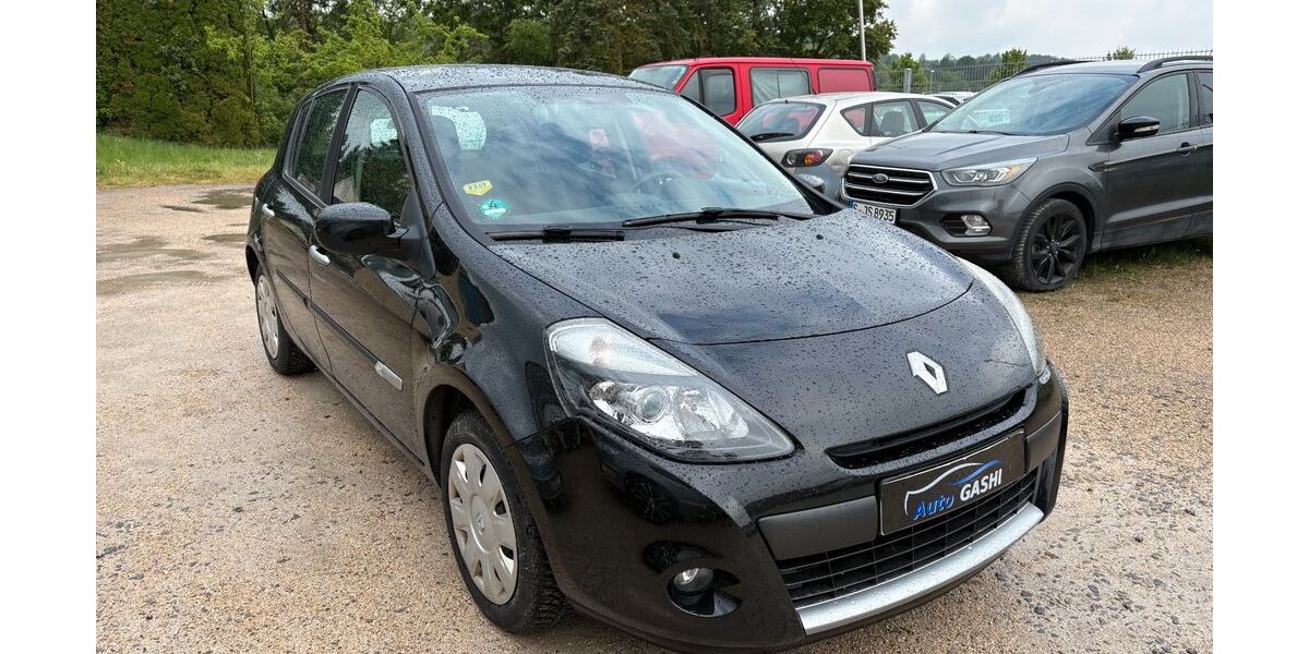 Renault Clio 150.000 km 3.990 &euro; Renningen 71272