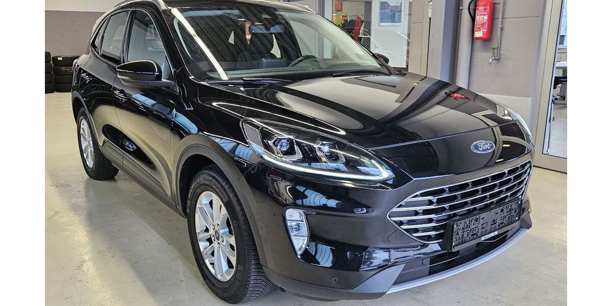 Ford Kuga 40.700 km 21.800 &euro; Neckartailfingen 72666