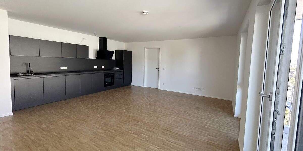 Etagenwohnung Stuttgart Untertürkheim - 3 Zimmer, 84 m&sup2;, 1.490&euro; | Angebot:23941553