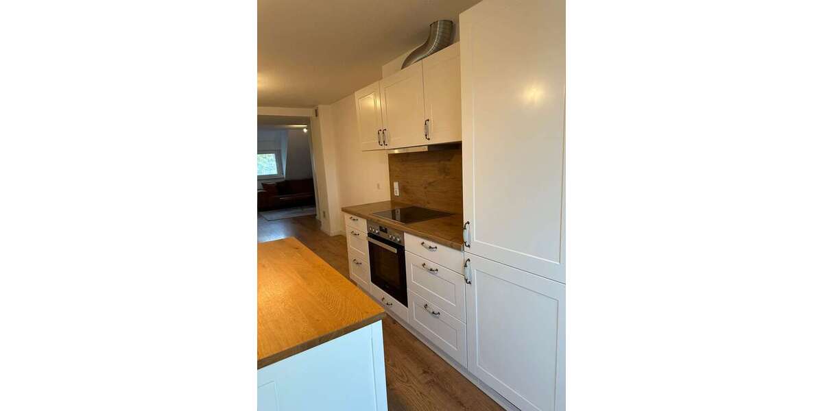 3-Zimmer-Wohnung mit Einbauküche und Balkon - 3- Stuttgart Zuffenhausen | Angebot:26847412