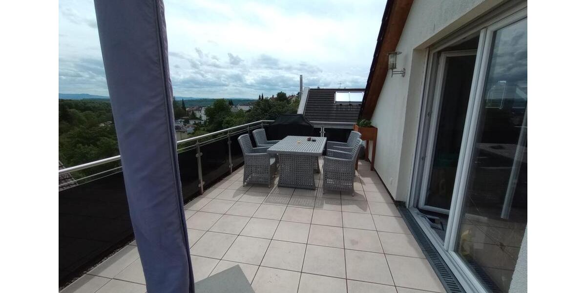 Dachgeschoßwohnung Esslingen am Neckar Hegensberg - 3 Zimmer, 69 m&sup2;, 1.250&euro; | Angebot:27601324