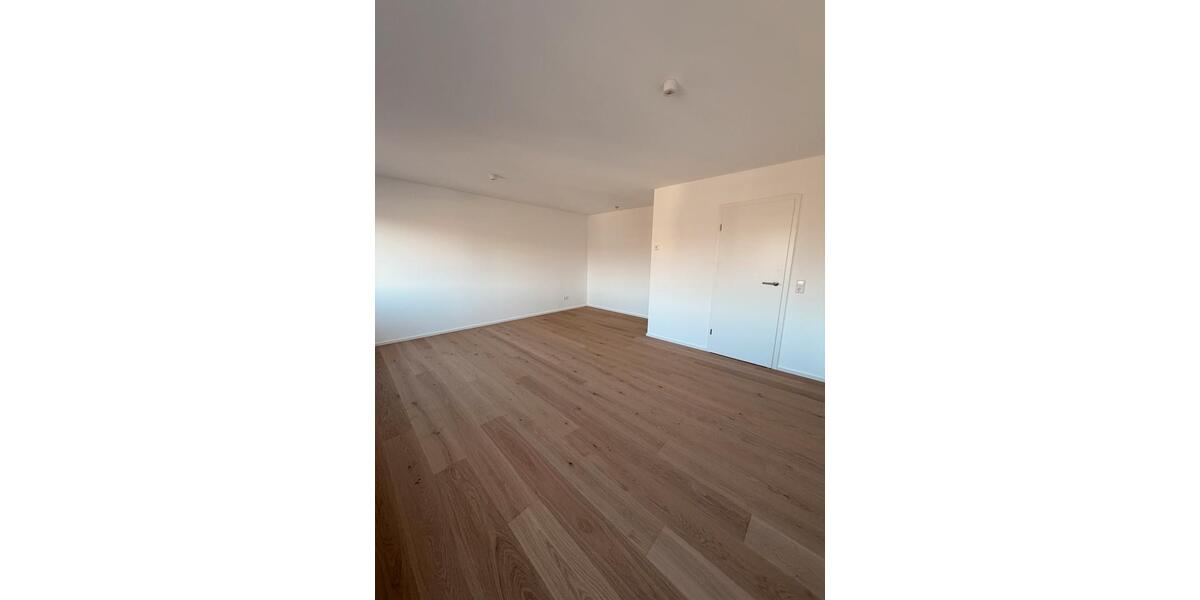 Dachgeschoßwohnung Kornwestheim - 4.5 Zimmer, 110 m&sup2;, 489.000&euro; | Angebot:27607428