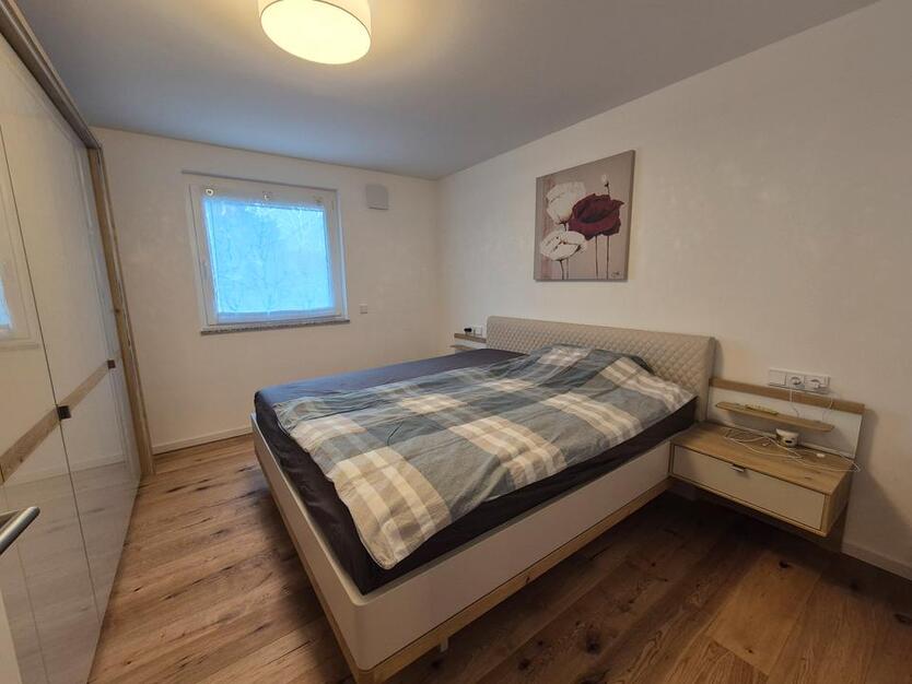 Wunderschöne 5 Zimmer Wohnung KfW 55 mit EBK und TG 2 Stellplätzen zu vermieten zimmer