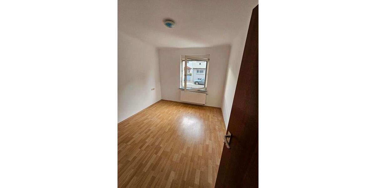Etagenwohnung Fellbach - 3 Zimmer, 60 m&sup2;, 240.000&euro; | Angebot:27019420