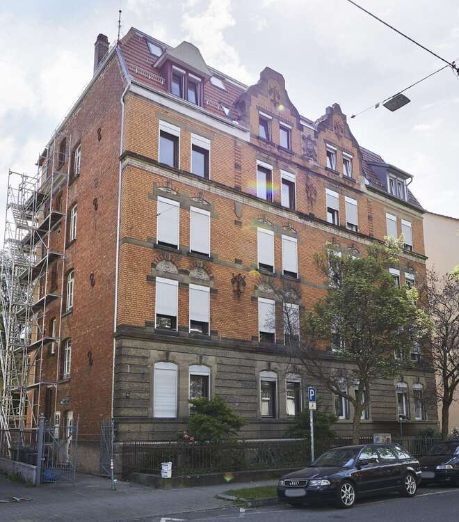Wohnung zum Kaufen in Stuttgart 319.000 € 83 m²