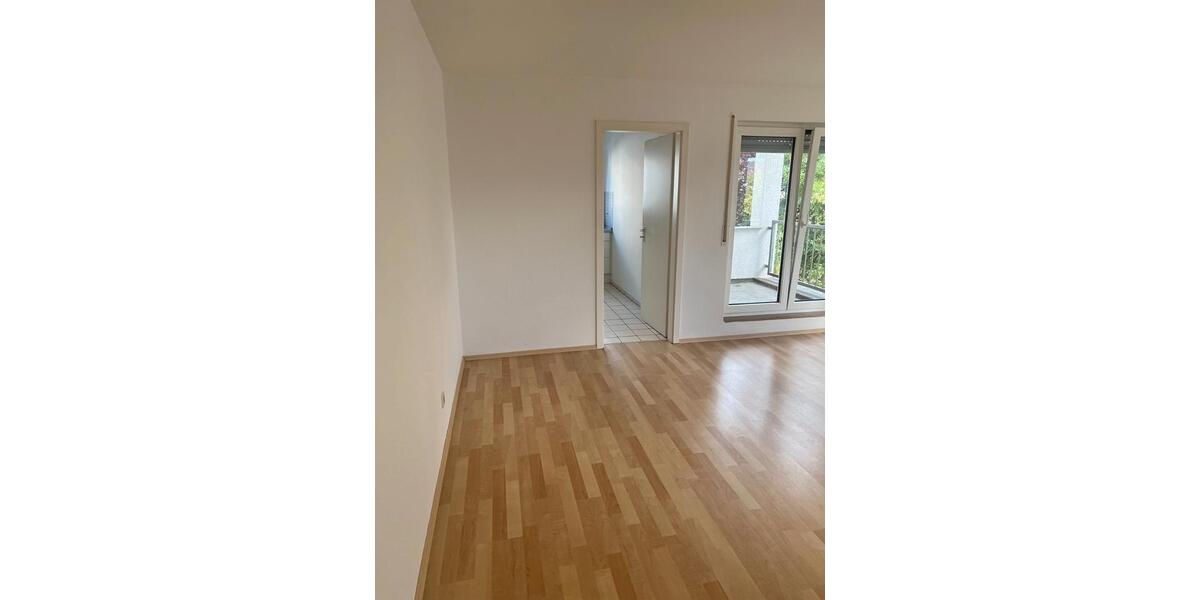 Etagenwohnung Leonberg - 2.5 Zimmer, 60 m&sup2;, 900&euro; | Angebot:26368822