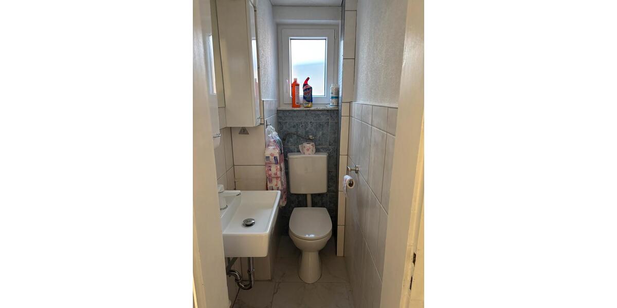 Reihenhaus Reutlingen Orschel-Hagen - 5 Zimmer, 176 m&sup2;, 1.500&euro; | Angebot:24453091