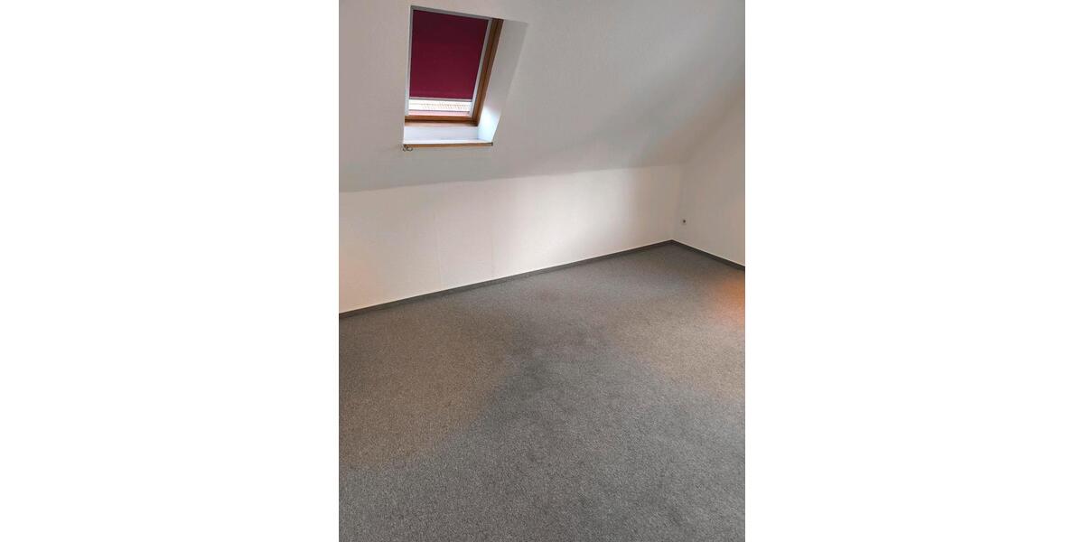 Etagenwohnung Weil der Stadt - 4 Zimmer, 110 m&sup2;, 1.800&euro; | Angebot:26393617
