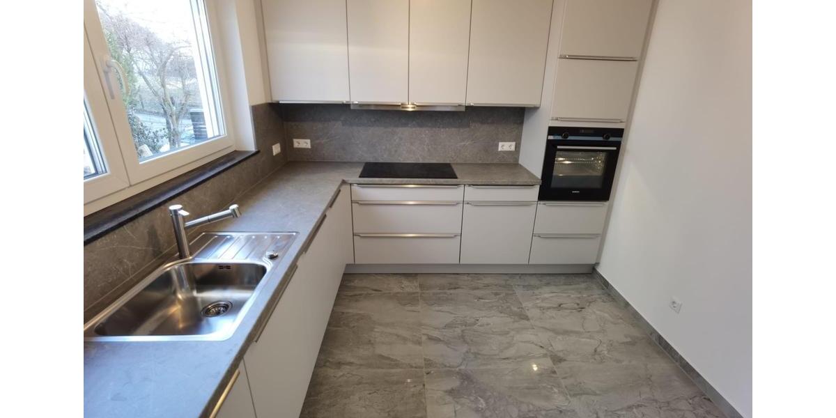 Etagenwohnung Großbettlingen - 4 Zimmer, 128 m&sup2;, 2.100&euro; | Angebot:26478696
