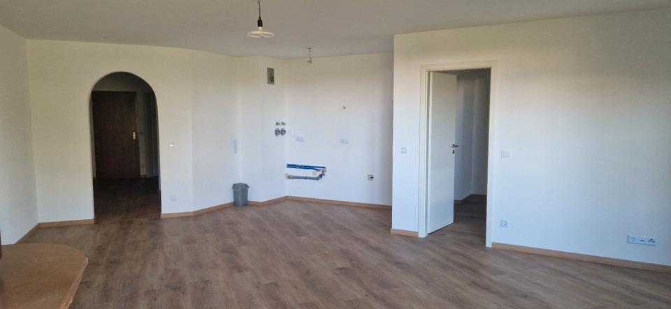 Etagenwohnung Pforzheim Eutingen - 2.5 Zimmer, 67 m&sup2;, 700&euro; | Angebot:27548704