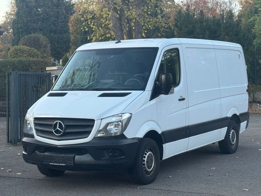 Mercedes-Benz Sprinter 136.310 km 13.990 € Stuttgart 70374