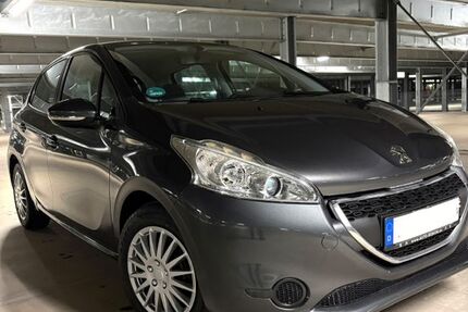 Peugeot 208 96.900 km 5.388 &euro; Sindelfingen 71063