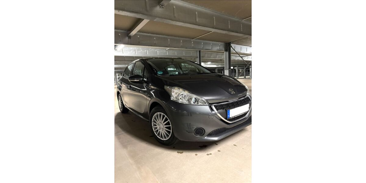 Peugeot 208 96.900 km 5.800 &euro; Sindelfingen 71063