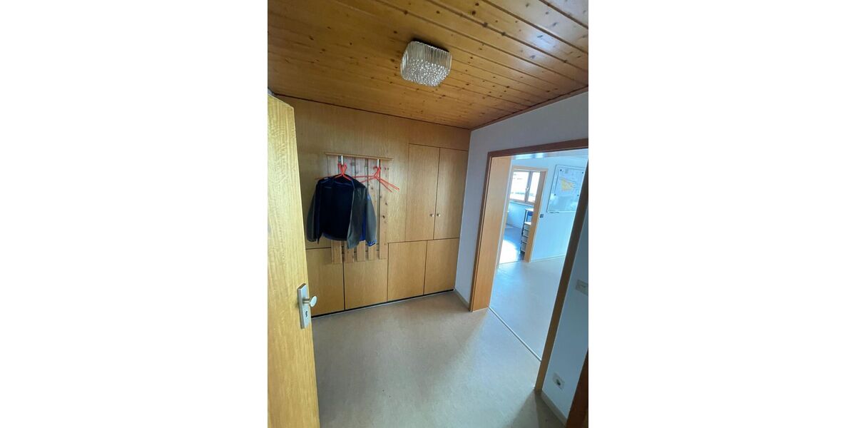 Funktionale Büro- oder Praxisfläche in Nürtingen - Gewerbeobjekt Nürtingen Neckarhausen | Angebot:27608203