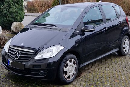 Mercedes-Benz A 160 158.105 km 2.999 &euro; Sindelfingen 71069