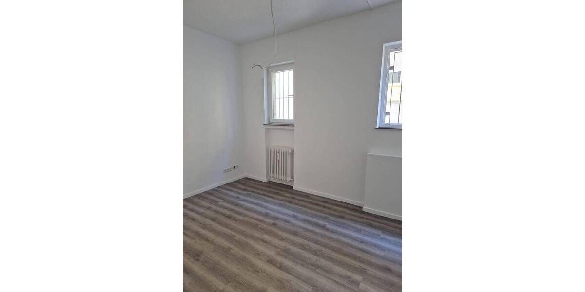 Gewerbeobjekt Stuttgart Ost - 3 Zimmer, 1.800&euro; | Angebot:26472847