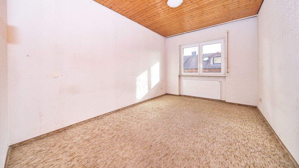 Bungalow Vaihingen an der Enz / Roßwag Roßwag - 7 Zimmer, 208 m&sup2;, 635.000&euro; | Angebot:24916375