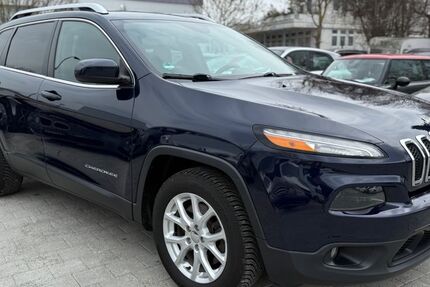 Jeep Cherokee 128.313 km 5.999 € Fellbach 70736