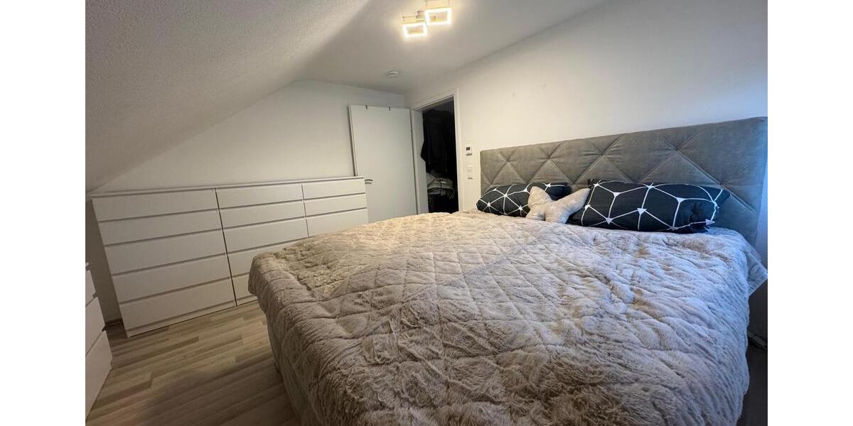 Dachgeschoßwohnung Pforzheim Eutingen - 2 Zimmer, 69 m&sup2;, 724&euro; | Angebot:26446603