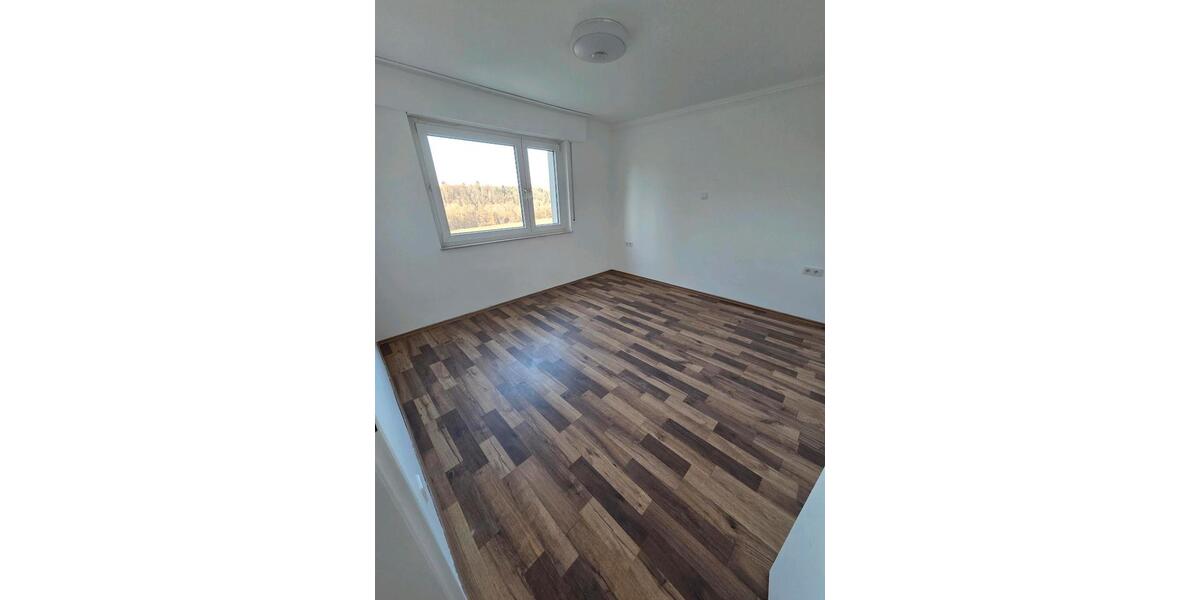 4 ZIMMER Wohnung Hegnach - Waiblingen *Miete* 4 zimmer