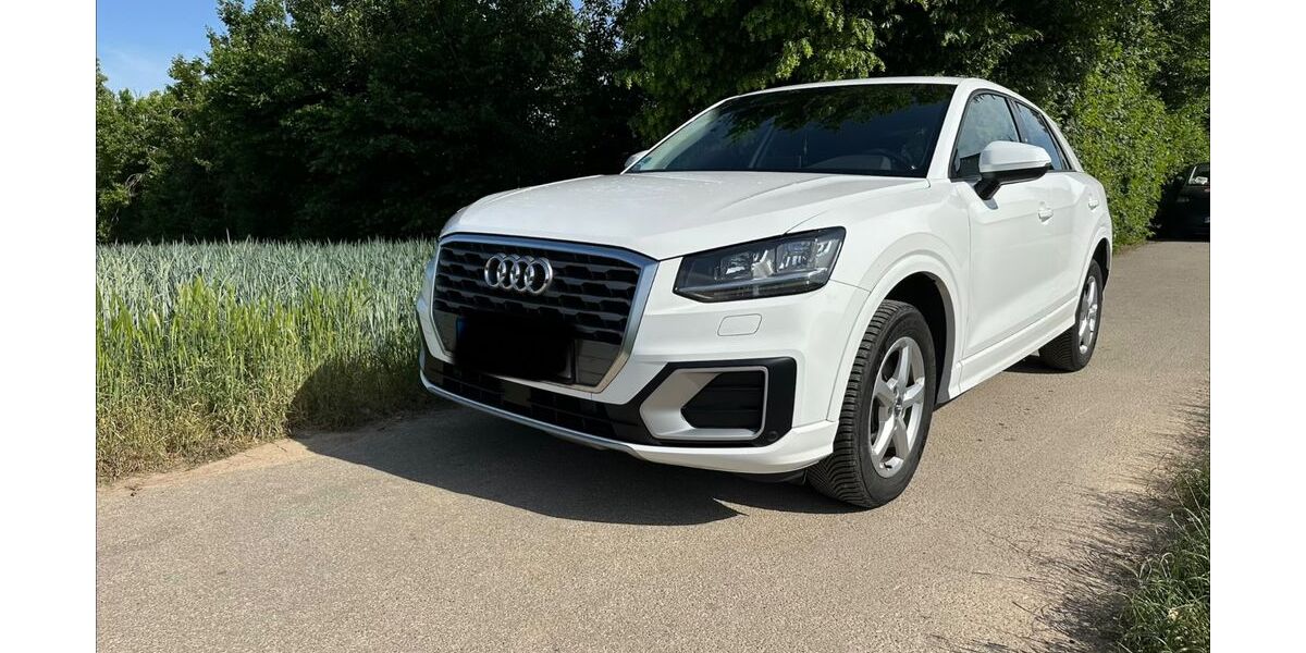 Audi Q2 113.374 km 14.000 &euro; Stuttgart 70499