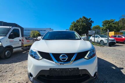 Nissan Qashqai 96.197 km 11.999 € Stuttgart 70376