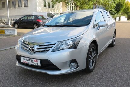 Toyota Avensis 189.000 km 6.950 € Fellbach 70736