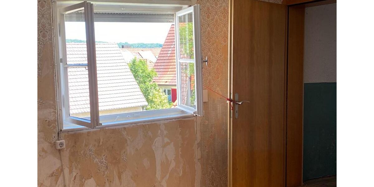 Bauernhaus, Landhaus Ostelsheim - 4 Zimmer, 90 m&sup2;, 130.000&euro; | Angebot:27014449