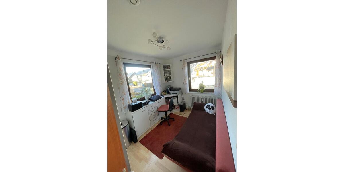 Etagenwohnung Weissach - 3.5 Zimmer, 83 m&sup2;, 299.000&euro; | Angebot:26626475
