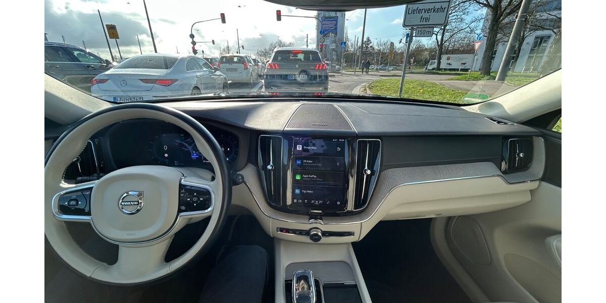 Volvo XC60 71.500 km 38.500 &euro; Stuttgart 70176