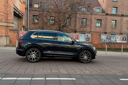 VW Tiguan 99.600 km 21.900 &euro; Stuttgart 70374