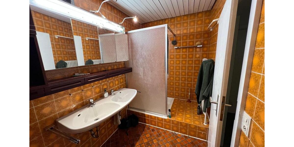 Etagenwohnung Schönaich - 5 Zimmer, 20 m&sup2;, 600&euro; | Angebot:24215199