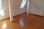 Dachgeschoßwohnung Stuttgart Lehen - 2.5 Zimmer, 109 m&sup2;, 1.670&euro; | Angebot:24493297