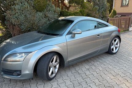 Audi TT 237.000 km 7.500 &euro; Vaihingen Enz 71665