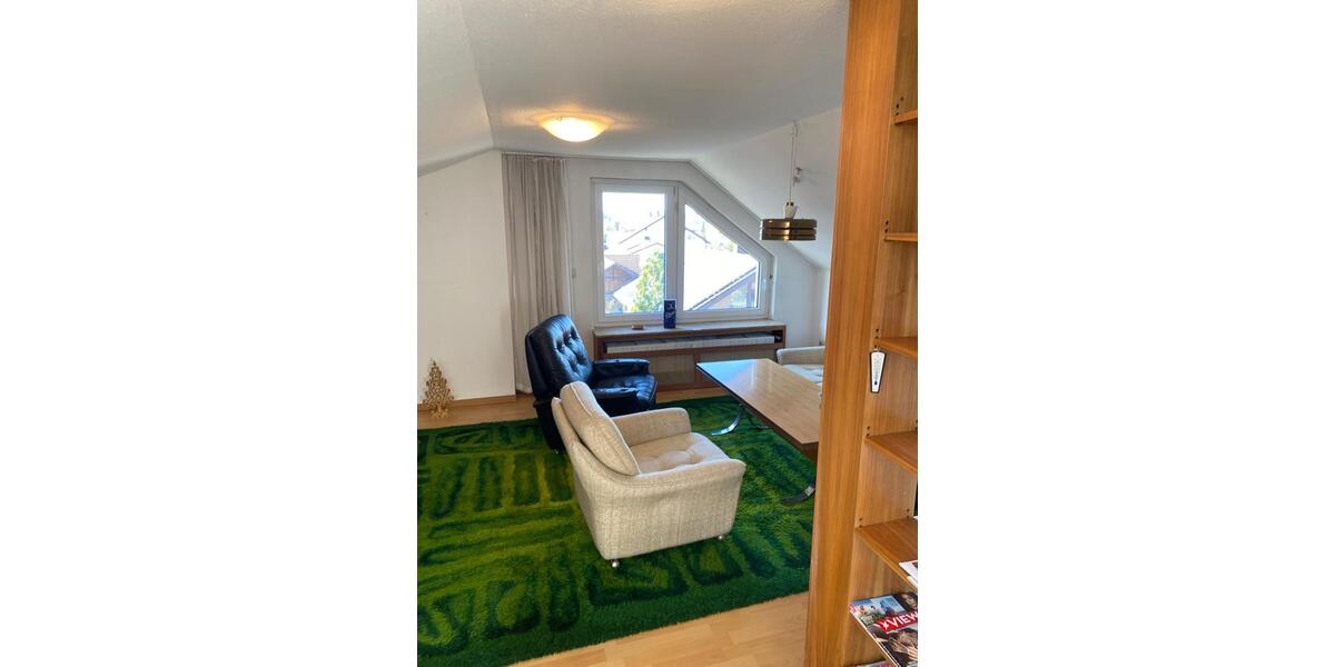 Dachgeschoßwohnung Pforzheim Eutingen - 2.5 Zimmer, 85 m&sup2;, 990&euro; | Angebot:25840419