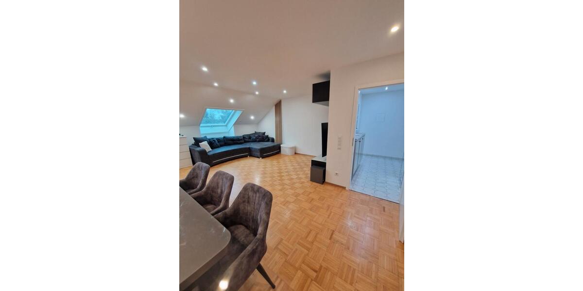 Dachgeschoßwohnung Tiefenbronn - 3 Zimmer, 75 m&sup2;, 269.000&euro; | Angebot:26032041