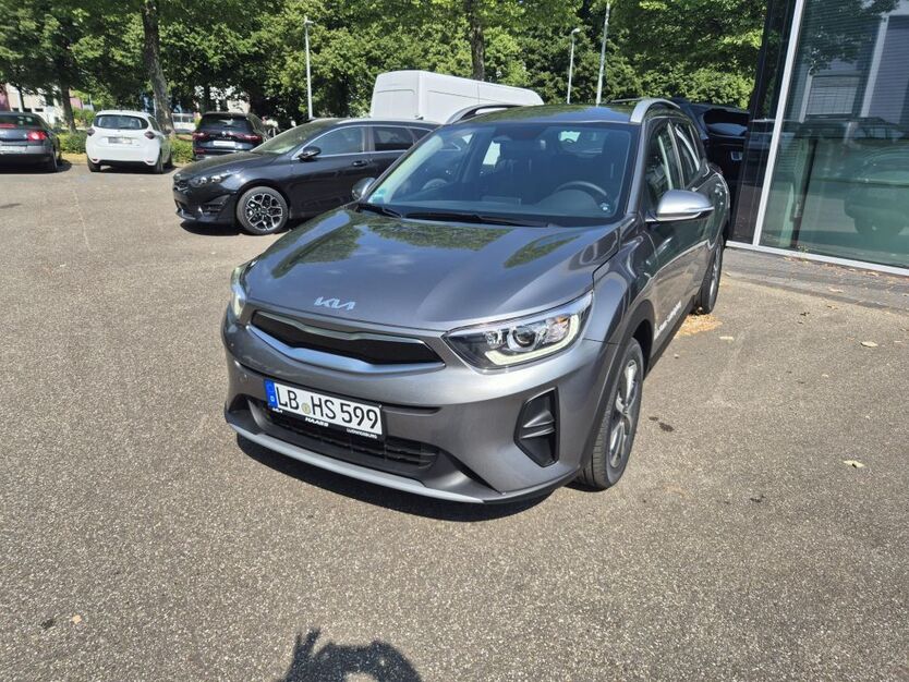 Kia Stonic 2.000 km 21.100 € Ludwigsburg 71636
