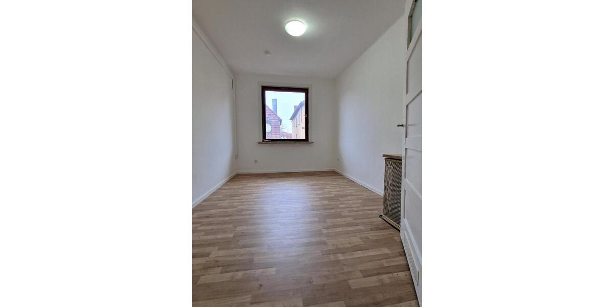 Etagenwohnung Stuttgart Bopser - 3 Zimmer, 72 m&sup2;, 1.100&euro; | Angebot:24447762