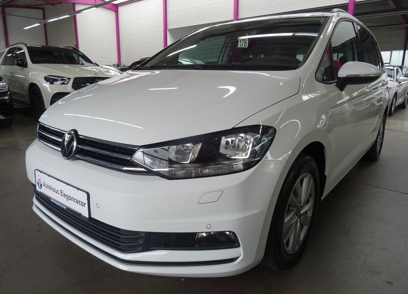 VW Touran 105.800 km 25.849 € Holzgerlingen bei Stuttgart 71088