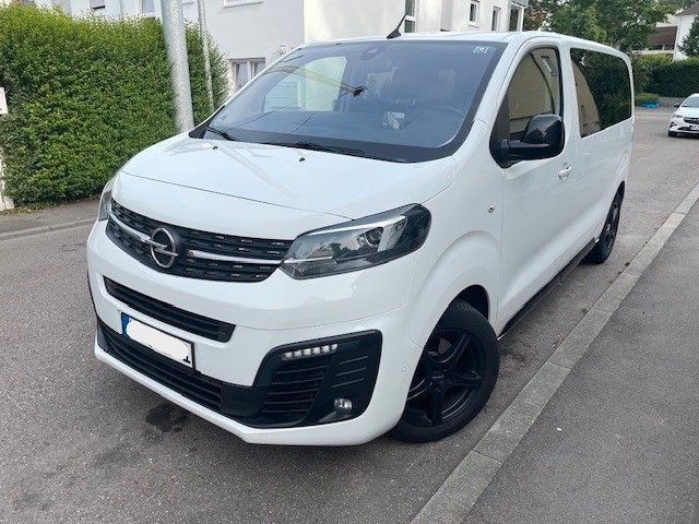 Zafira Life