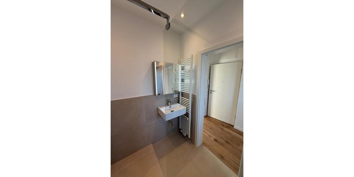 Einfamilienhaus Stuttgart Bad Cannstatt - 1 Zimmer, 52 m&sup2;, 1.000&euro; | Angebot:26463423